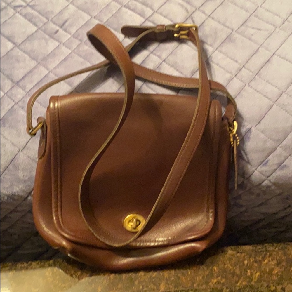 Authentic Coach shoulder bag